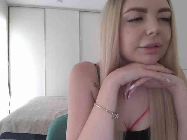 pinkpanther8899 webcam