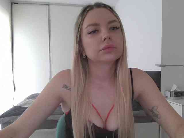 pinkpanther8899 webcam
