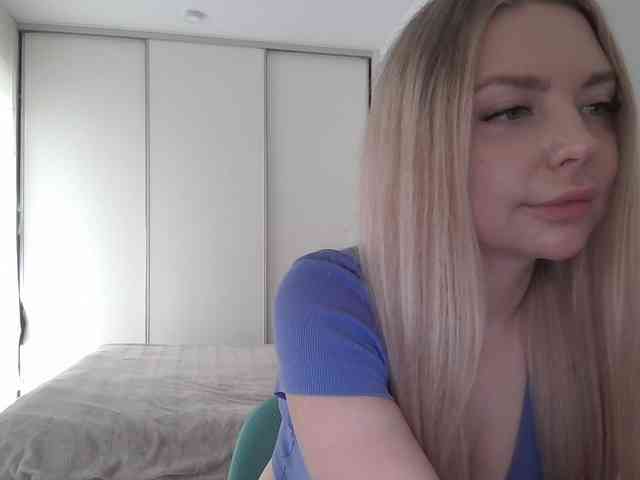 pinkpanther8899 webcam