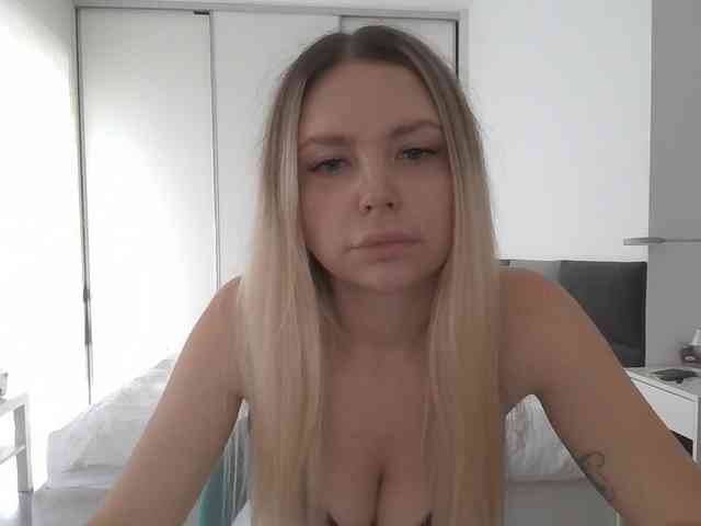 pinkpanther8899 webcam