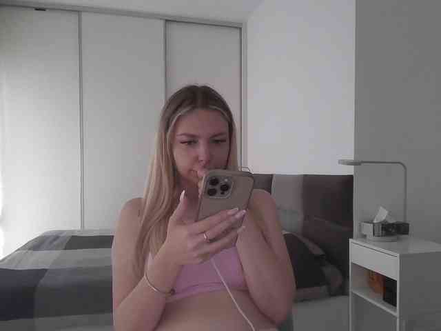 pinkpanther8899 webcam