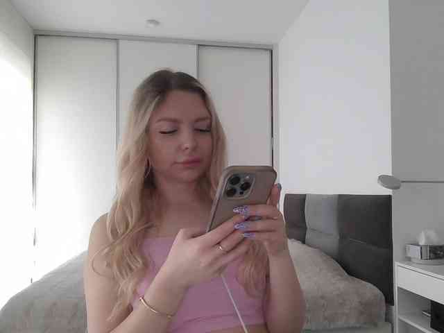 pinkpanther8899 webcam