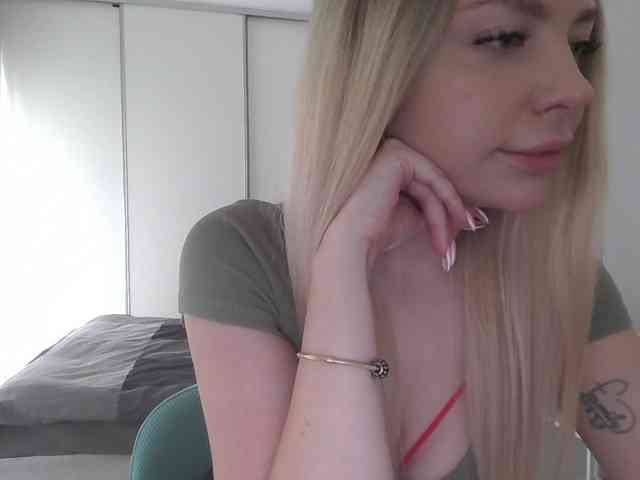 pinkpanther8899 webcam