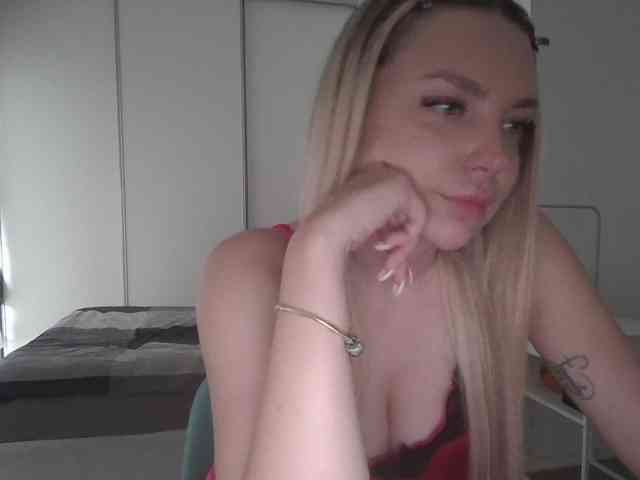 pinkpanther8899 webcam