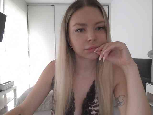 Blondie8853