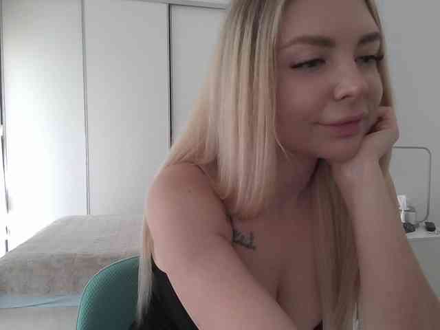 pinkpanther8899 webcam