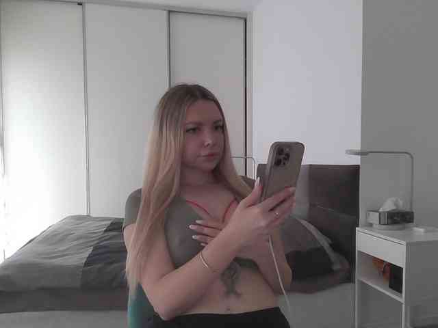 pinkpanther8899 webcam