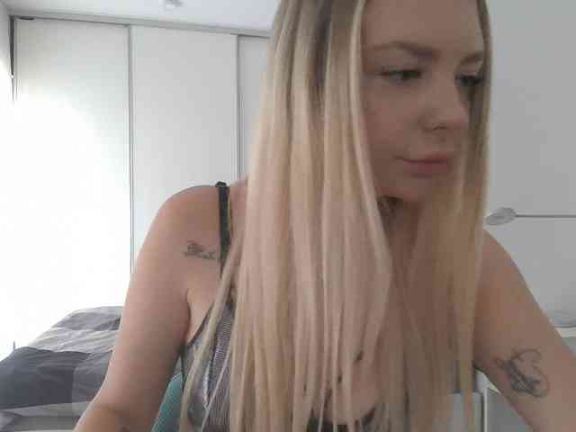 pinkpanther8899 webcam