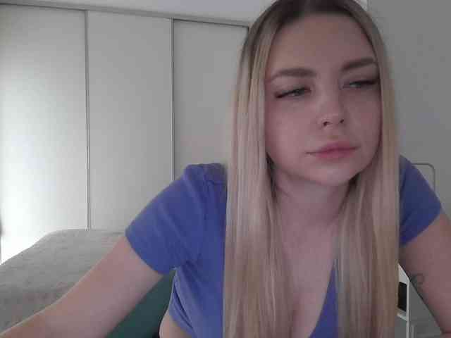 pinkpanther8899 webcam