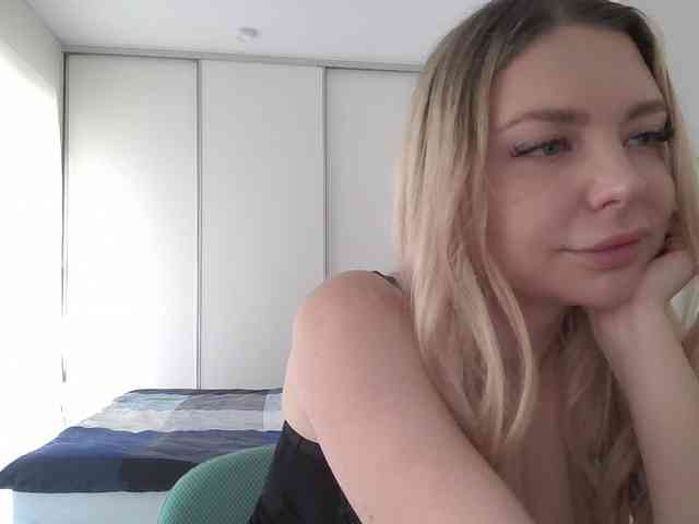 pinkpanther8899 webcam