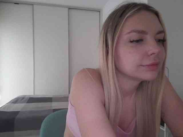 pinkpanther8899 webcam