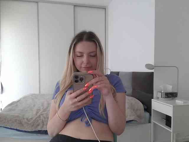 pinkpanther8899 webcam
