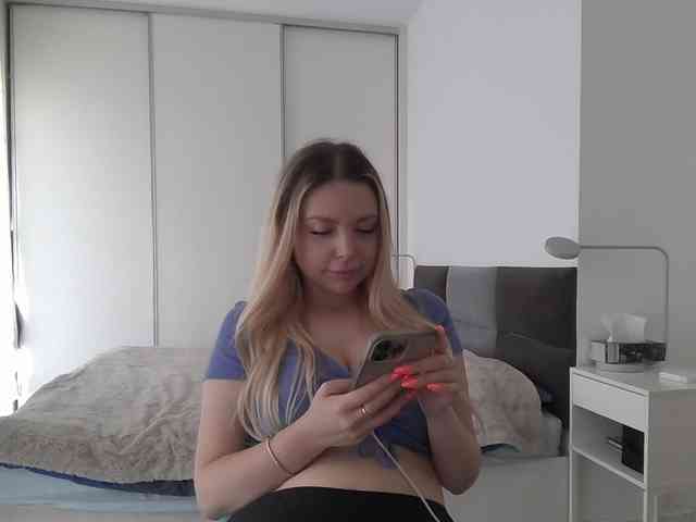 pinkpanther8899 webcam