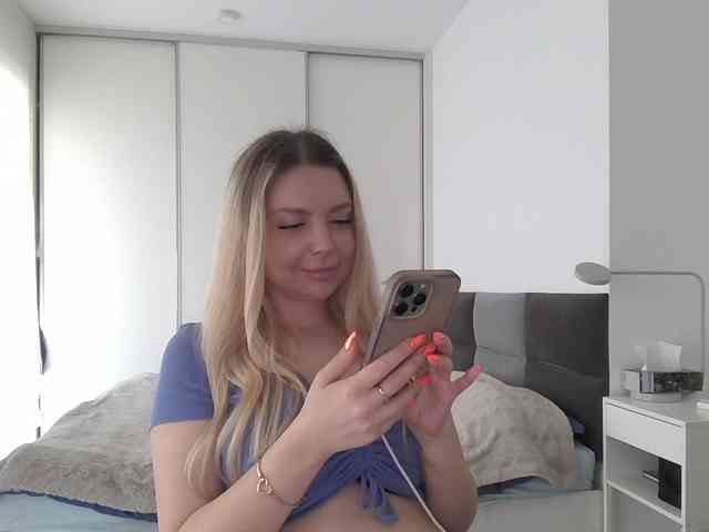 pinkpanther8899 webcam