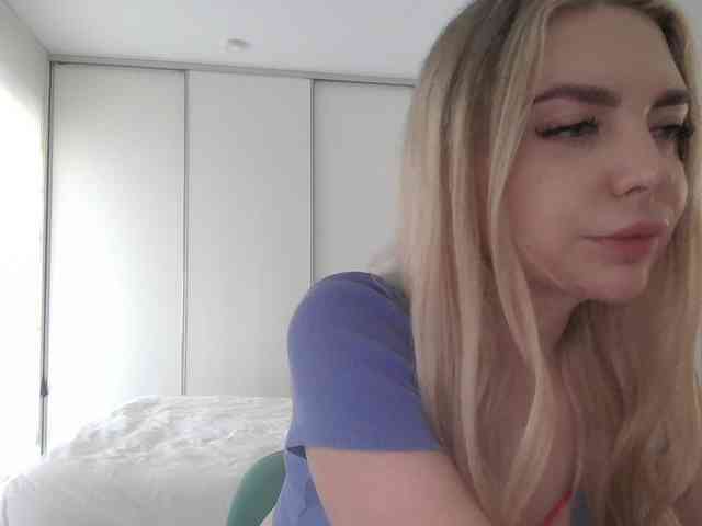 pinkpanther8899 webcam