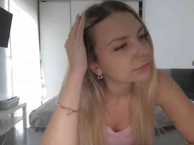 pinkpanther8899 webcam