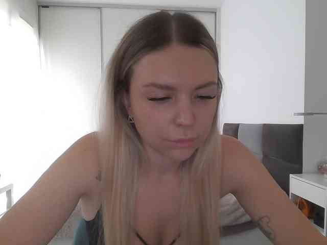 pinkpanther8899 webcam