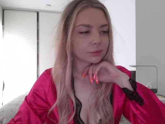 pinkpanther8899 webcam
