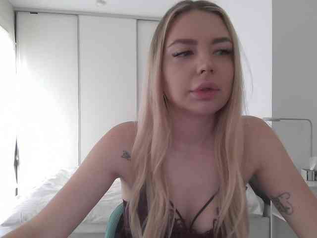 pinkpanther8899 webcam