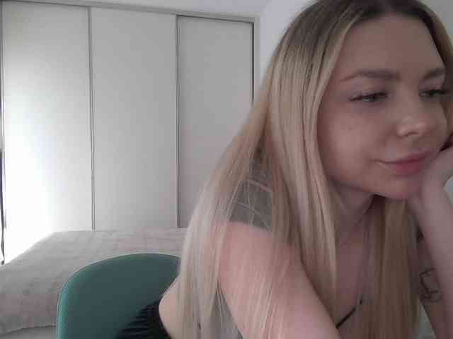 pinkpanther8899 webcam