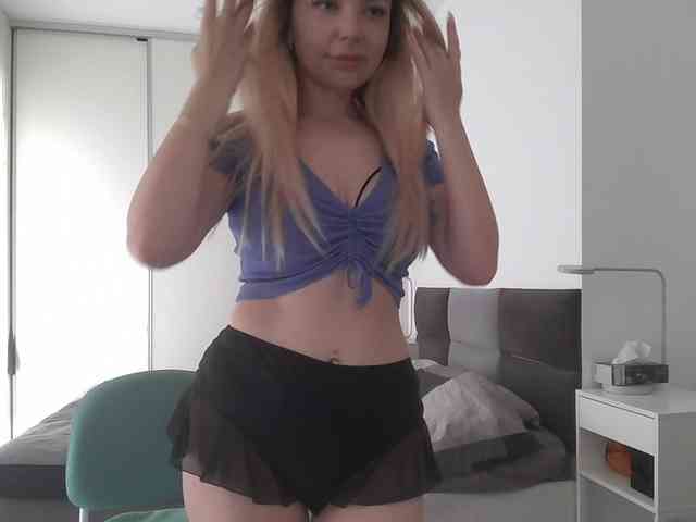 pinkpanther8899 webcam