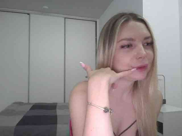 pinkpanther8899 webcam
