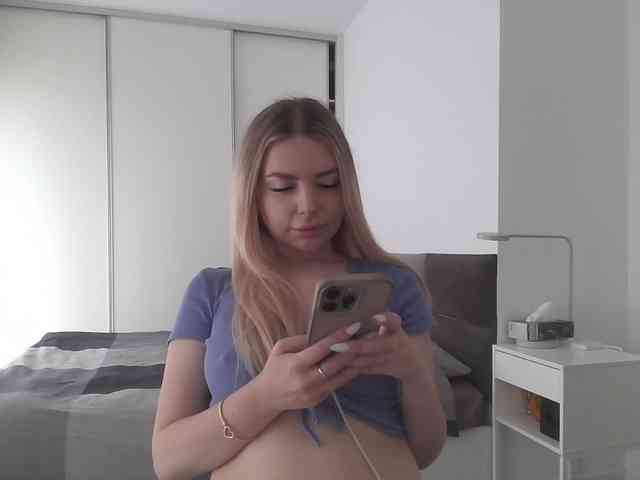 pinkpanther8899 webcam