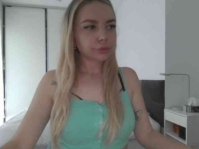pinkpanther8899 webcam