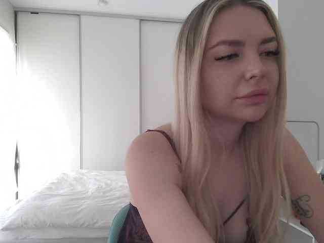 pinkpanther8899 webcam