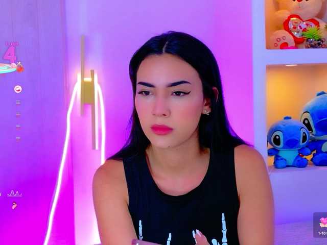 IsaValencia's BongaCams show and profile