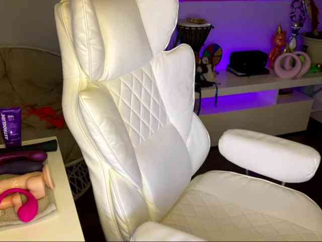 RichHouseWife
