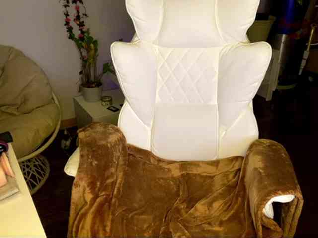 RichHouseWife webcam