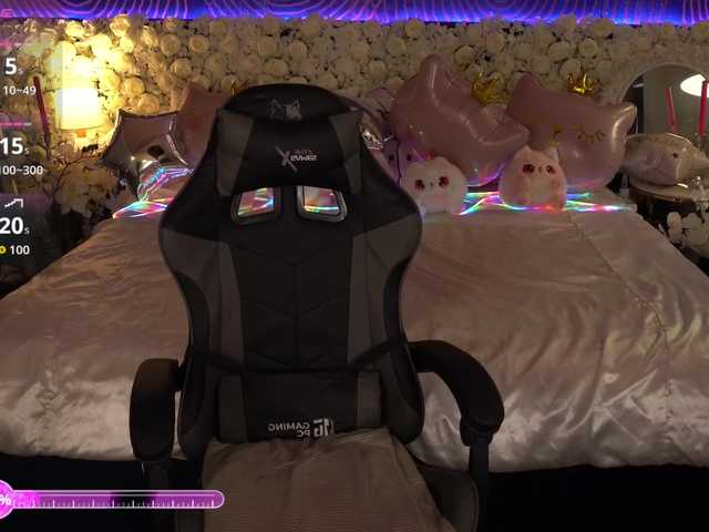 AnacondaOn's BongaCams show and profile