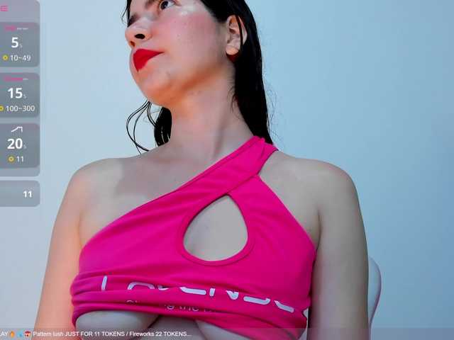 SweetieandJuiicy live cam on BongaCams