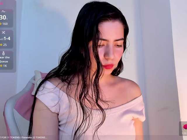 SweetieandJuiicy live cam on BongaCams