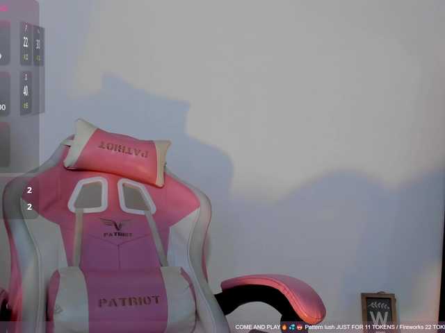 SweetieandJuiicy live webcam show