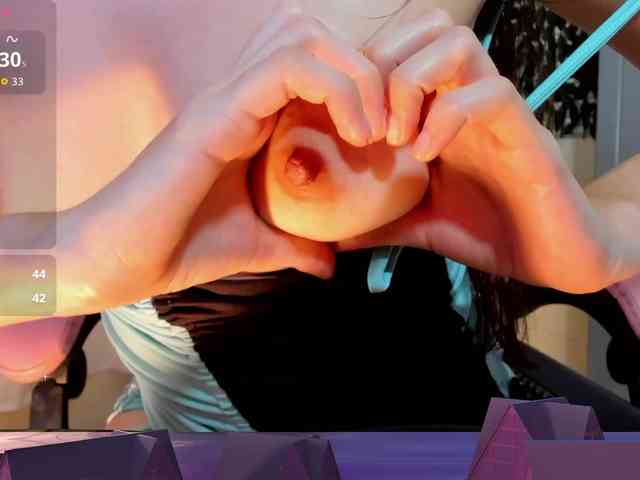 SweetieandJuiicy webcam