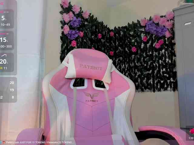 SweetieandJuiicy webcam