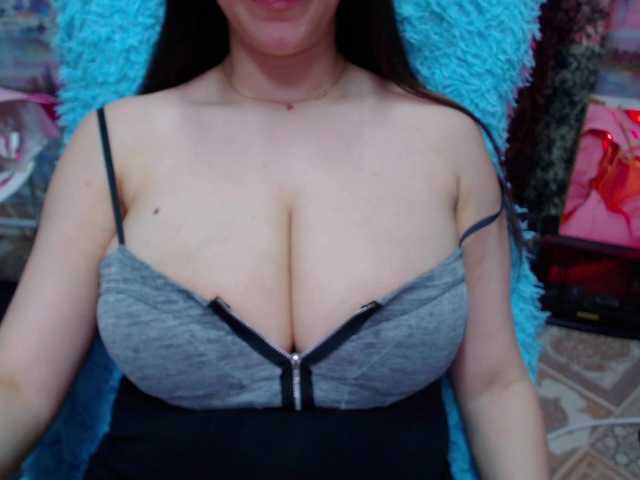 SeuHot's BongaCams show and profile