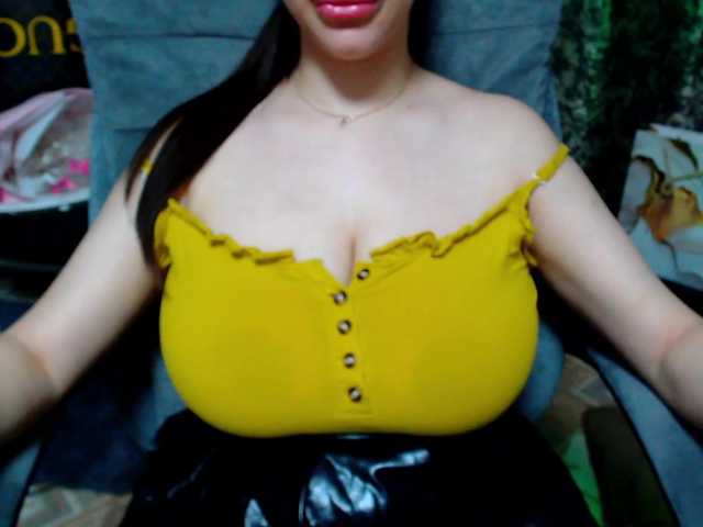SeuHot live cam on BongaCams