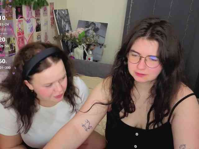 Kitty-and-Hannah