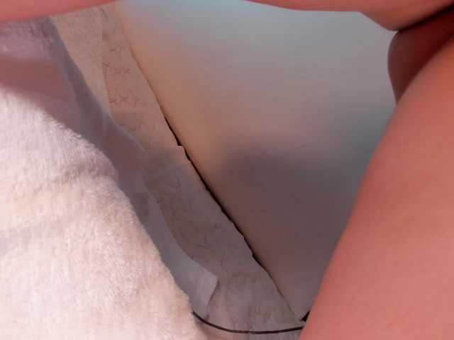aniiieee live cam on BongaCams