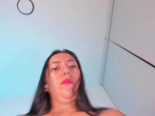 aniiieee live cam on BongaCams
