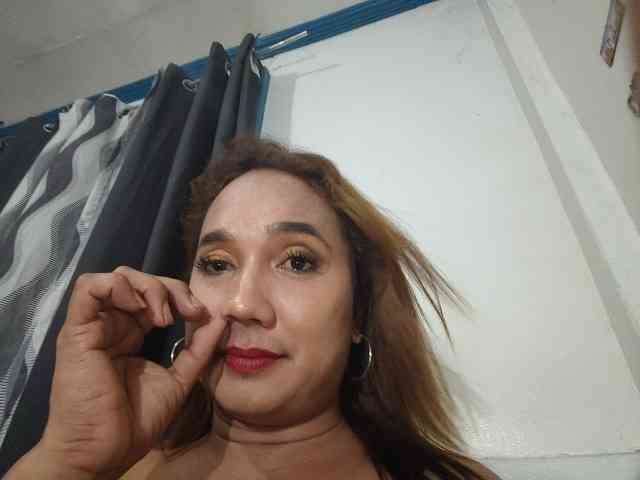 Kissescum4u Sex Cam Show