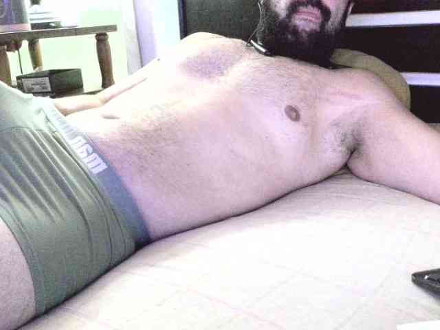machoathome