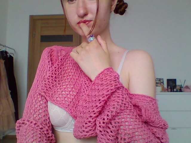 cherrrylips live cam on BongaCams