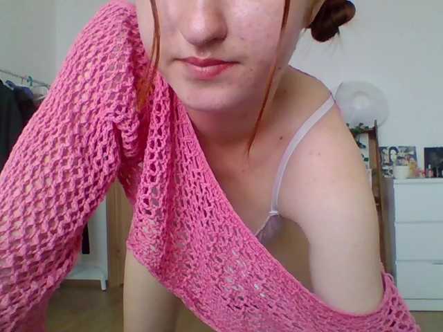 cherrrylips live cam on BongaCams