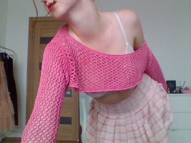 cherrrylips live cam on BongaCams