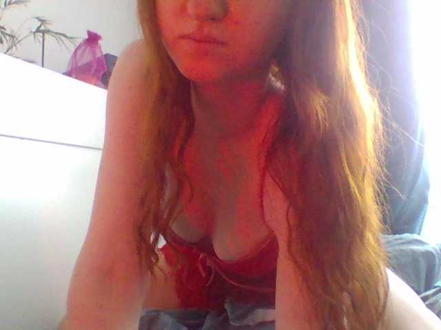 cherrrylips live cam on BongaCams