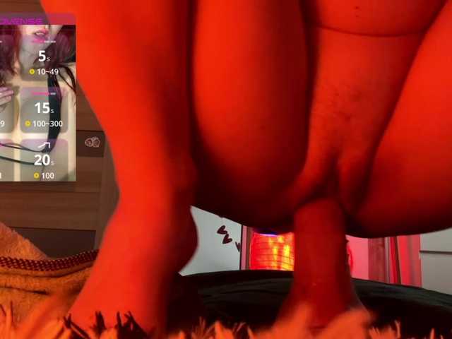 cherrrylips webcam bongacams model stream image